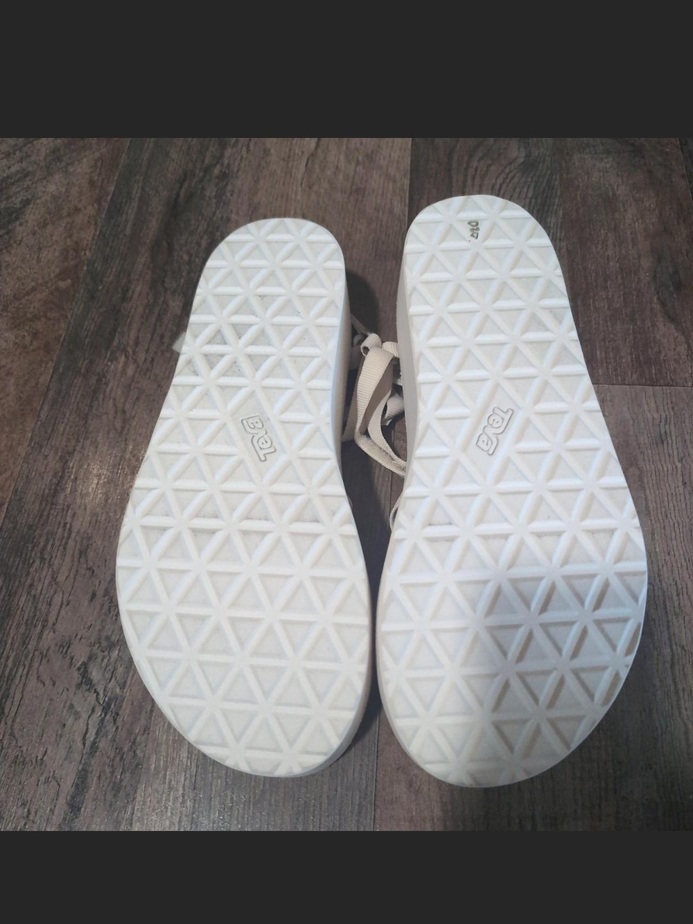Nwot Platform White Strappy Tevas - Picture 3 of 4